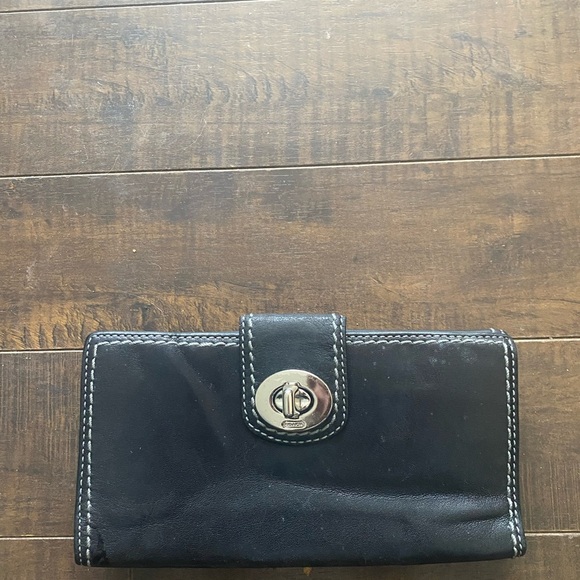 Coach Black leather Hampton Turnlock wallet - Picture 5 of 11